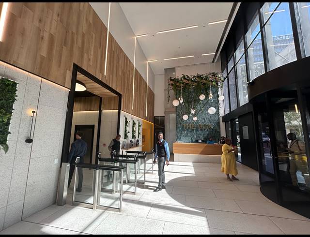 956M² BUILDING TO LET IN CAPE TOWN CITY CENTRE